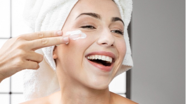 Wajib Punya! 5 Sunscreen Mosturizer untuk Kulit Lembap dan Terlindungi UV