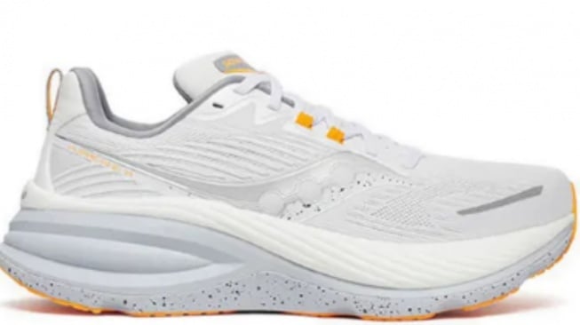 Saucony Hurricane 24.