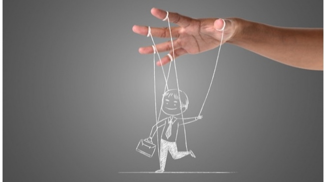 Sisi Gelap Organisasi Kampus: Waspada Kepemimpinan Narsistik dan Manipulatif