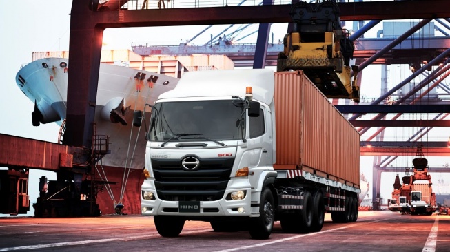 Hino Perkuat Investasi dan Siap Jadikan Indonesia Basis Ekspor Kendaraan Niaga Global