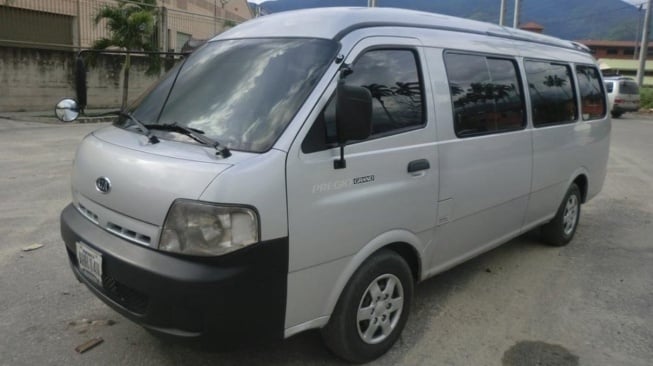 Kia Pregio. (Drive Place)