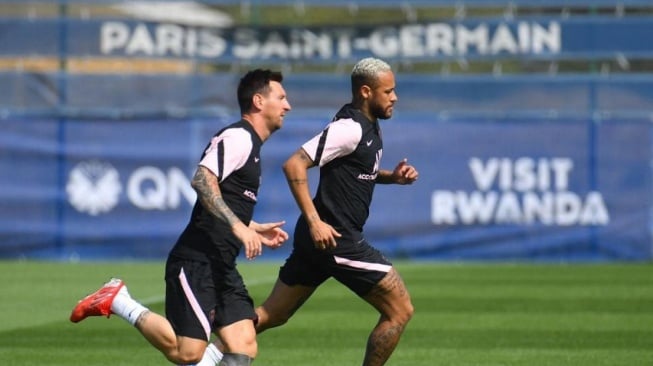 Rumor Panas: Eks PSG Layvin Kurzawa Selangkah Lagi Gabung Persib Bandung