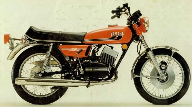 Yamaha RX 350, sesepuhnya Yamaha RX King yang performanya nggak kaleng-kaleng. (Autoevolution)