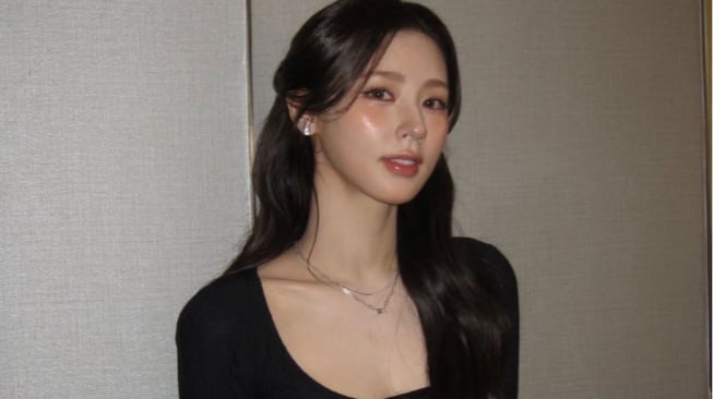 4 Ide Daily Outfit ala Miyeon I-DLE, Praktis Tapi Kece Buat Dicoba!