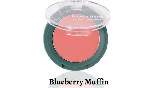 Blush on untuk usia 40 tahun ke atas. (Shopee)