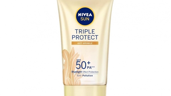 Nivea Sun Triple Protect Anti Wrinkle SPF 50+ (Shopee)