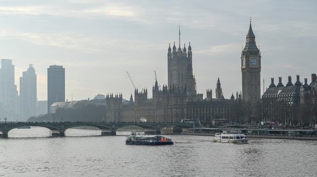 Suasana di kawasan Big Ben, London, Inggris, Minggu (18/1/2026). [ANTARA FOTO/Galih Pradipta/wsj]