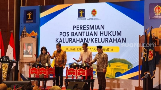 Sri Sultan: Hukum Tak Boleh Jadi Kemewahan, Posbankum Harus Dekat dengan Rakyat