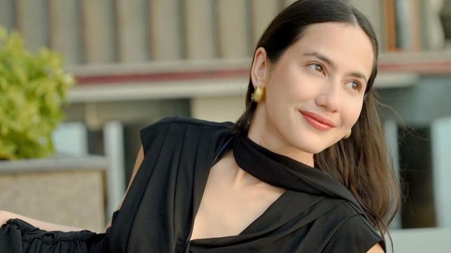 Bikin Panik, Pevita Pearce Salah Sangka Bunyi Token Listrik Dikira Bom