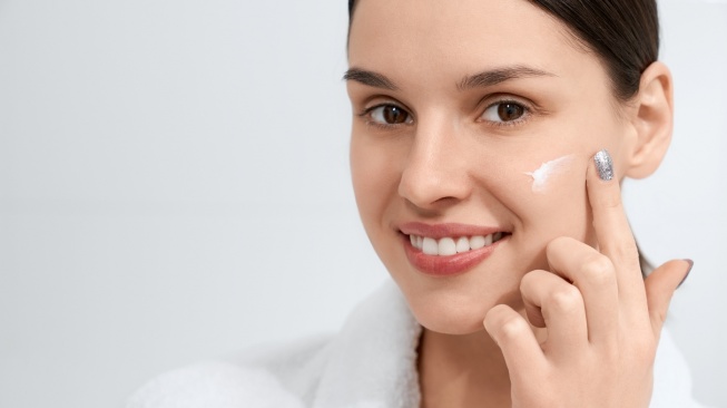 5 Tone Up Cream dengan Niacinamide, Praktis dan Efektif Mencerahkan Kulit