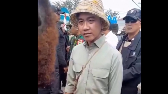 Warga Wamena Ngeluh Harga BBM Tembus Rp25 Ribu, Respons 'Datar' Wapres Gibran Jadi Sorotan Tajam