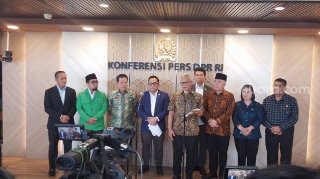 DPR Gelar Fit and Proper Test 18 Calon Anggota Ombudsman RI 26 Januari, Cari 9 Nama Terbaik