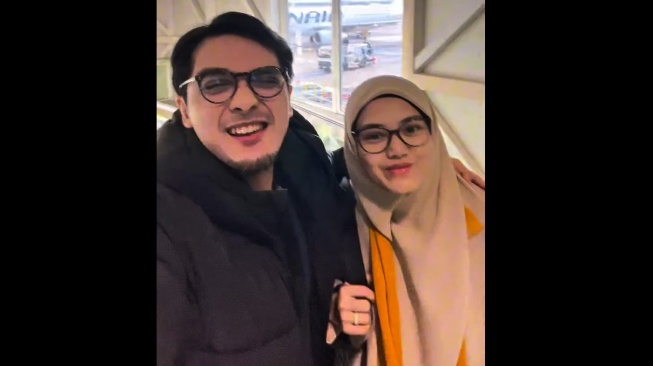 Ricky Harun belum memberi klarifikasi soal viral video dirinya karaoke bareng LC. [Instagram]