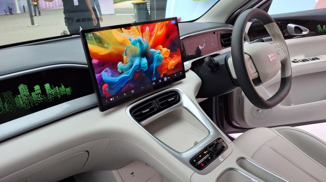 Geely Auto Indonesia Umumkan Harga Resmi Geely EX2. (Foto: SUARA.COM/Michele Alessandra)