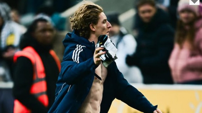 Mandul di Premier League, Anthony Gordon Pecahkan Rekor 23 Tahun Alan Shearer di Liga Champions