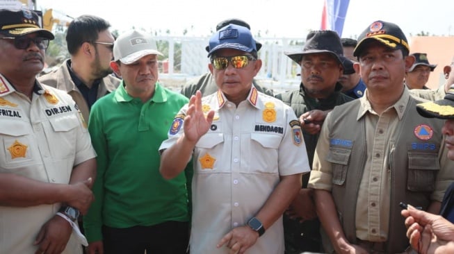 Kasatgas Tito Karnavian Apresiasi Pembangunan Huntara bagi Warga Terdampak di Aceh Utara