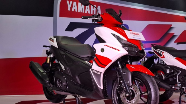 Jajaran Produk Yamaha dengan Livery Khusus Edisi 70 Tahun. (Foto: SUARA.COM/Manuel Jeghesta)