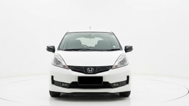 Honda Jazz GE8 (OLX)