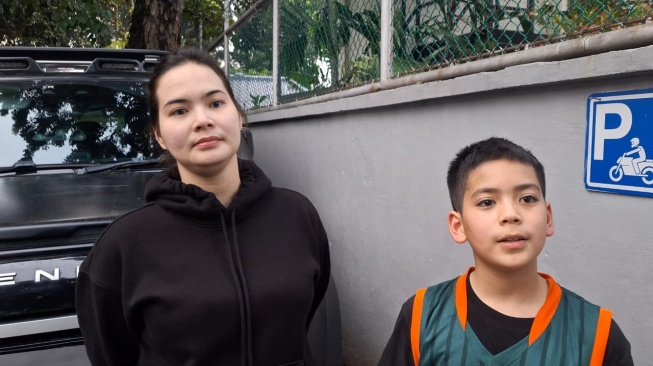 Shyalimar Malik bersama putranya, Ibrahim Malik. [Istimewa]