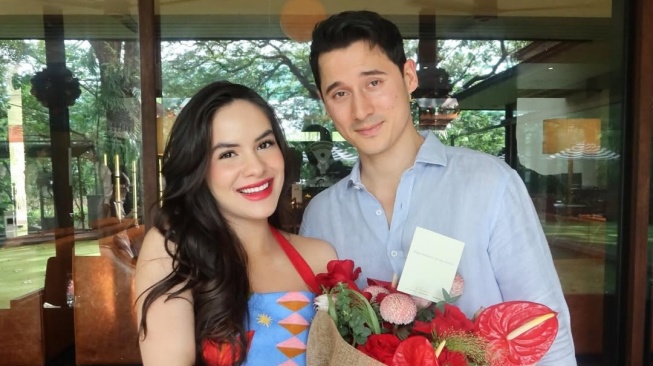 Dulu Sembunyi-Sembunyi, Ini 7 Potret Steffi Zamora dan Nino Fernandez saat Pacaran