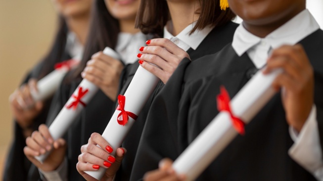 Syarat LPDP 2026 Apa Saja? Ini Dokumen yang Wajib Kamu Siapkan