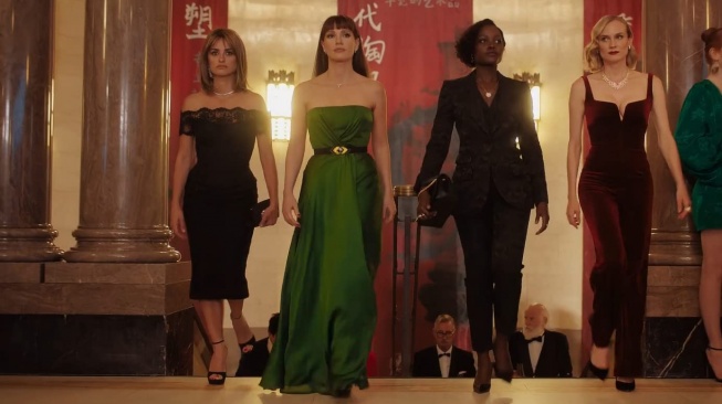 Film The 355 yang dibintangi Jessica Chastain, Lupita Nyong'o, Diane Kruger, Pen&eacute;lope Cruz, dan Fan Bingbing akan tayang pada Jumat (23/1/2026) malam ini pukul 23.00 WIB di Trans TV. [YouTube]