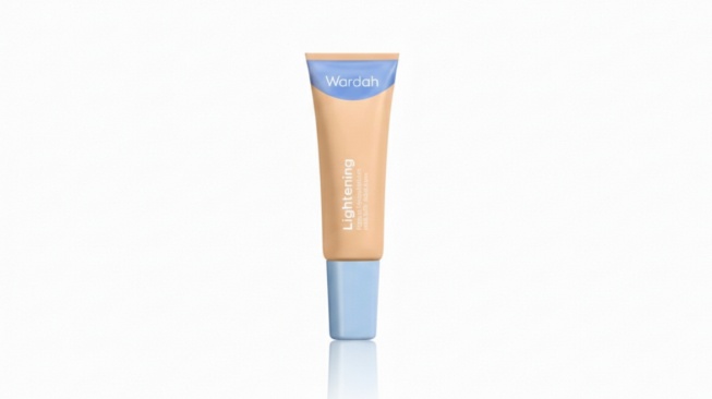 Wardah Lightening Liquid Foundation