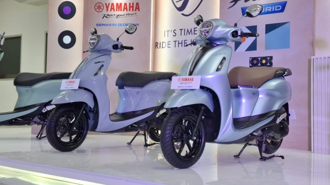 Yamaha Grand Filano Hybrid Hadirkan Update Warna Baru. (SUARA.COM/Manuel Jeghesta).