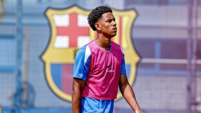 Saga Transfer Pemain Keturunan Indonesia Juwensley Onstein: Gagal ke AC Milan, Gabung ke Barcelona