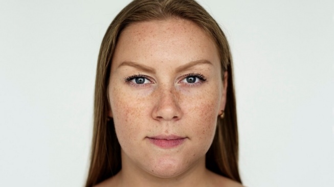 5 Night Cream untuk Menghilangkan Flek Hitam Usia 40 Tahun