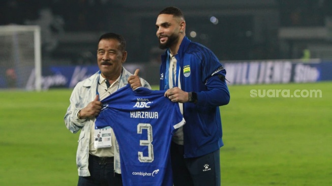 Here We Go! Layvin Kurzawa Resmi Gabung Persib Bandung, Ini Durasi Kontraknya