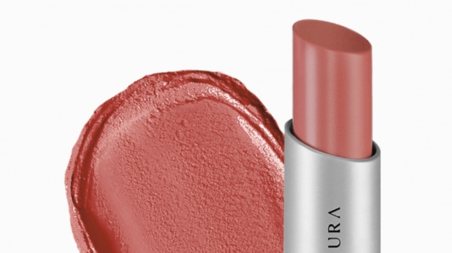 Azzura Long Lasting Lipstick.