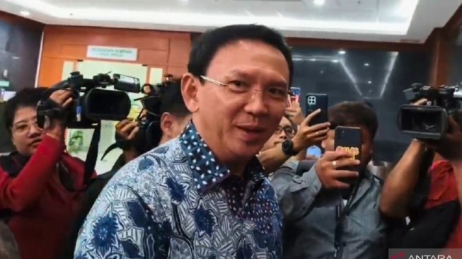 Bawa HP dan Google Drive, Ahok Siap Buka-bukaan di Sidang Korupsi Pertamina Rp285 T