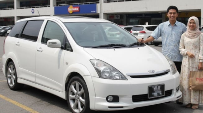 Pesona Toyota Wish: Mobil Langka Sekaliber Innova tapi Senyaman Odyssey, Harga Rasa Calya