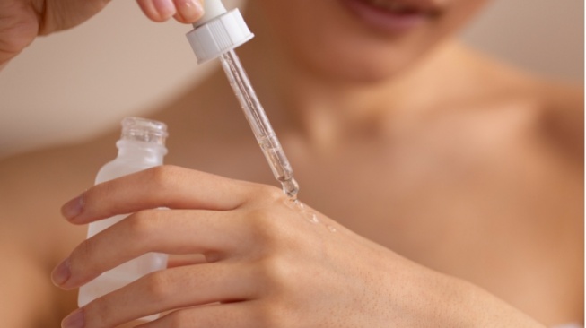 Retinol dan Retinoid Apakah Sama? Jangan Asal Pakai, Pahami Perbedaannya