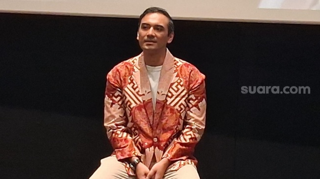 Ario Bayu Bintangi Film Sepenuhnya Indonesia, Cerita Hangat tentang Nilai yang Mulai Terlupa