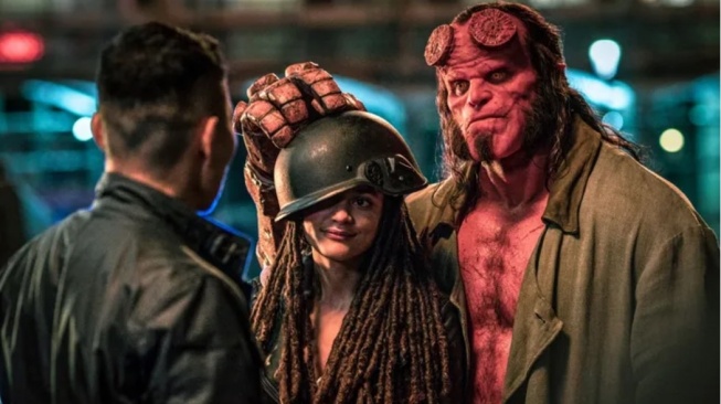 Film Hellboy (2019) yang dibintangi David Harbour, Milla Jovovich, dan Ian McShane akan tayang di Trans TV pada Kamis (29/1/2026) malam ini pukul 21.00 WIB. [YouTube]
