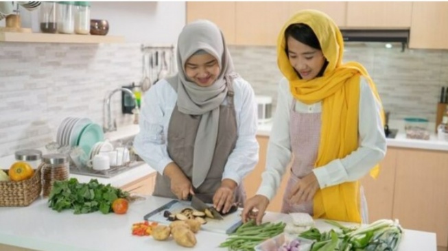 Masak Lebih Praktis Selama Ramadan, Mahsuri Bantu Siapkan Sahur dan Buka