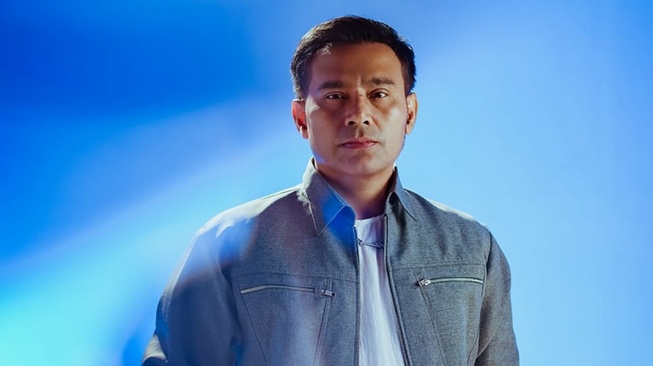 Sentuhan Folk dan Sastra: Judika Hidupkan Puisi Melinda E Lewat Single 'Terpikat Pada Cinta'