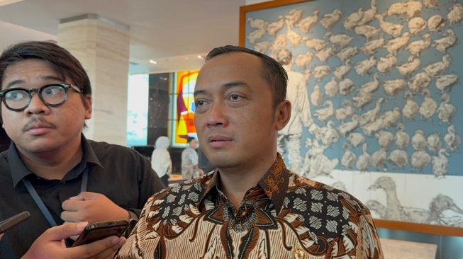 Tanggapi Isu Reshuffle hingga Peleburan Kementerian, Mensesneg Bilang Begini