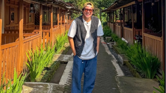 Klarifikasi Melki Bajaj Soal Dugaan Investasi Bodong: Bukan Pengelola, Hanya Model Iklan