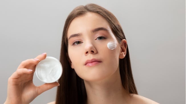 4 Moisturizer Non-Comedogenic Under Rp50 Ribu, Aman untuk Kulit Berjerawat!
