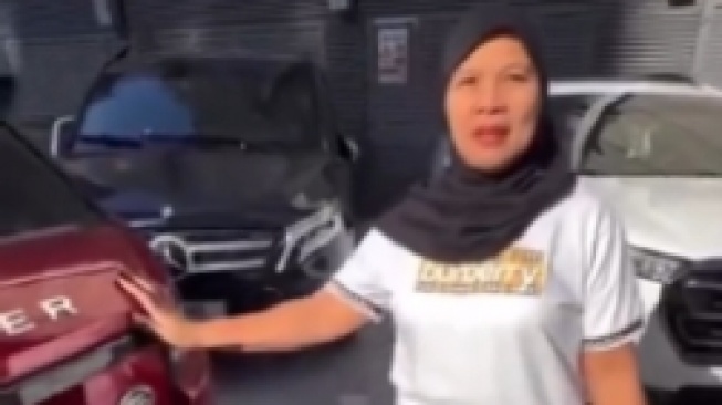 Viral TKW Indonesia di Dubai Bisa Punya Range Rover (x.com)