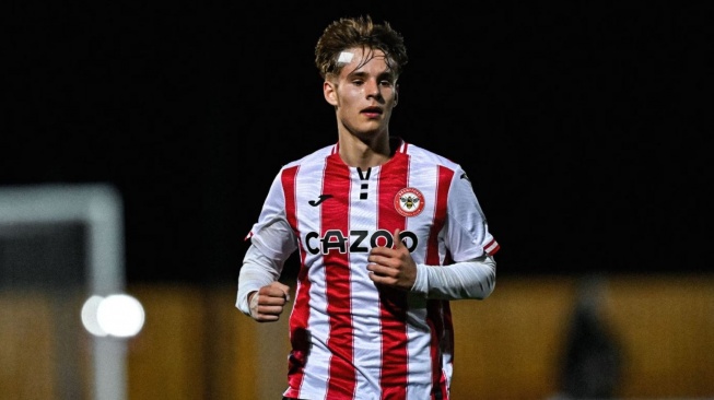 Putra Legenda Liverpool, Beau Redknapp Resmi Debut di Brentford U-21