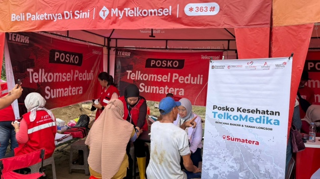 Suasana posko kesehatan dan layanan medis AdMedika dan TelkoMedika untuk masyarakatterdampak bencana di Sumatra (Dok: Telkom)