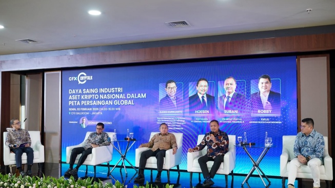 CFX menyelenggarakan CFX Cryptalk di CFX Tower (02/02/2026), sebagai upaya meningkatkan daya saing ekosistem aset kripto nasional terhadap industri aset kripto global, khususnya pada aspek struktur biaya transaksi, serta mengeksplorasi potensi solusi untuk menjadikan pasar domestik semakin atraktif. [Dok CFX].