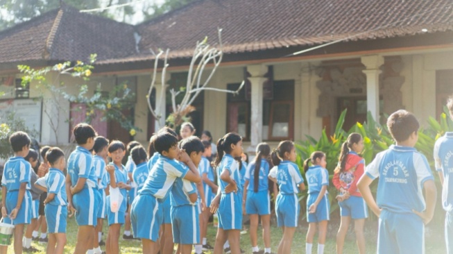 Mengakarnya Budaya Patriarki dan Absennya Peran Ayah di Rumah Tangga