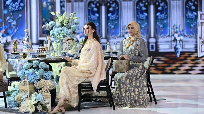 Khanaan menampilkan koleksi terbaru bertajuk "Smaranaa" di ajang Garis Poetih Raya Collections 2026 pada 31 Januari 2026. [dokumentasi pribadi]