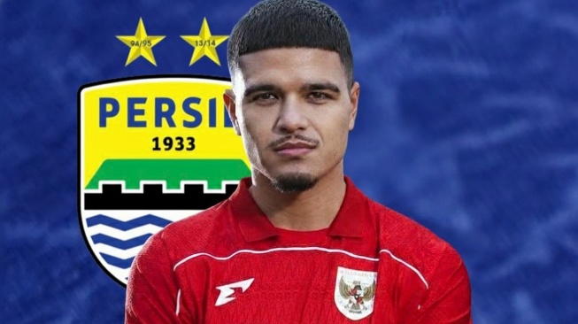 Ragnar Oratmangoen Gabung Persib Bandung?