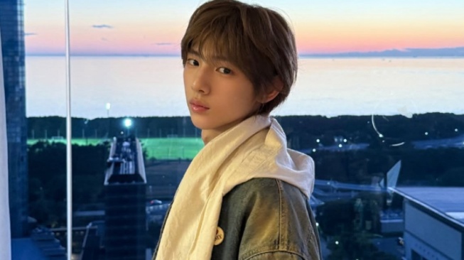 On Point! 4 Inspirasi Street Style ala Juhoon CORTIS buat Daily OOTD-mu